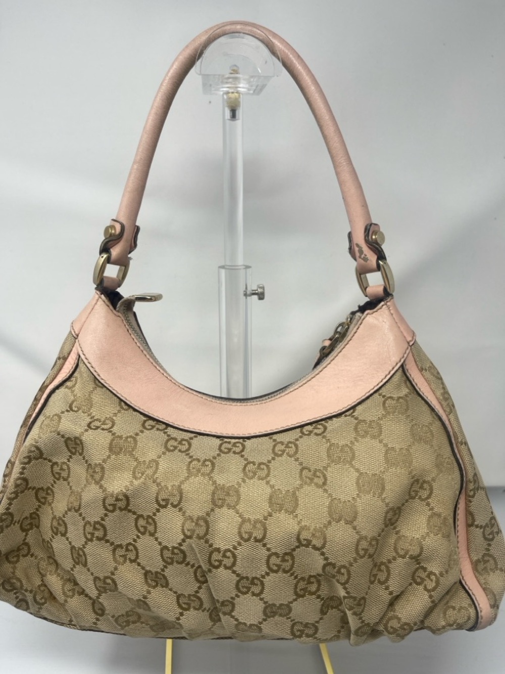 Gucci Beige Signature Canvas Shoulder Bag with Pink Trim - Picture 5 of 14